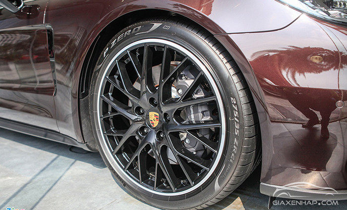 Porsche Panamera 4 Sport Turismo