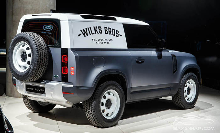 Land Rover Defender