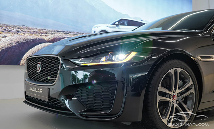 Jaguar XE