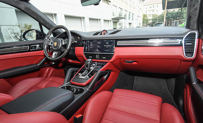 noi-that-porsche-cayenne-turbo