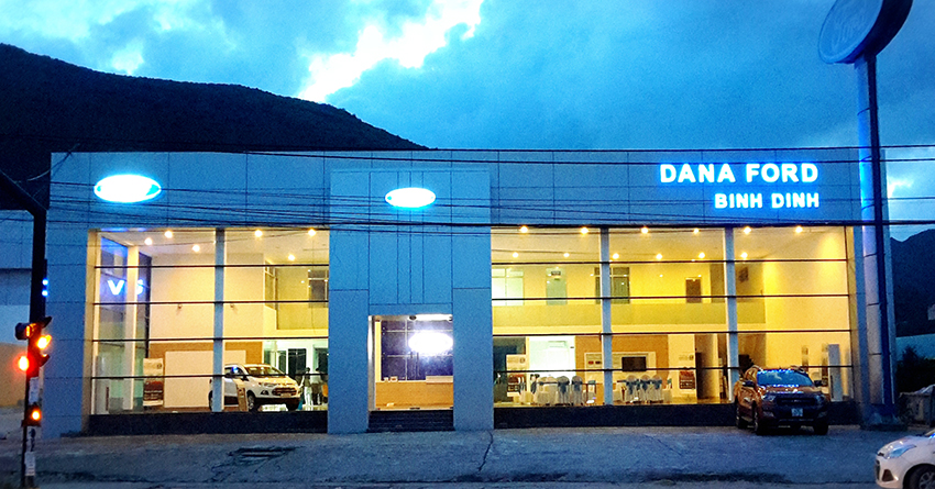 showroom-dana-ford-binh-dinh