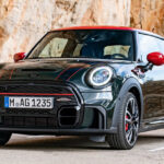 Góc trước John Cooper Works 3 Door