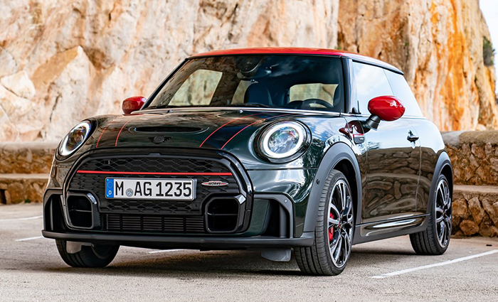 Góc trước John Cooper Works 3 Door