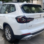 Góc sau BMW X3 sDrive20i