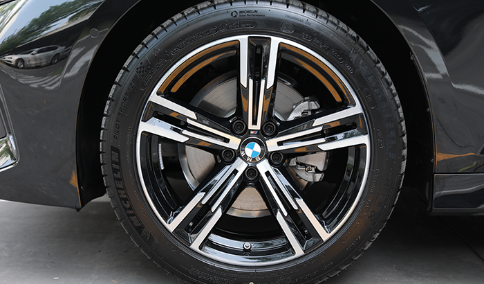 mâm xe bmw 320i m sport