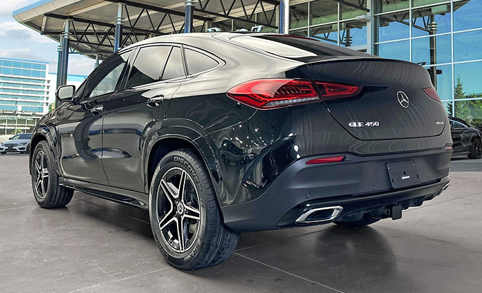 Góc sau Mercedes-Benz GLE 450 4Matic Coupe