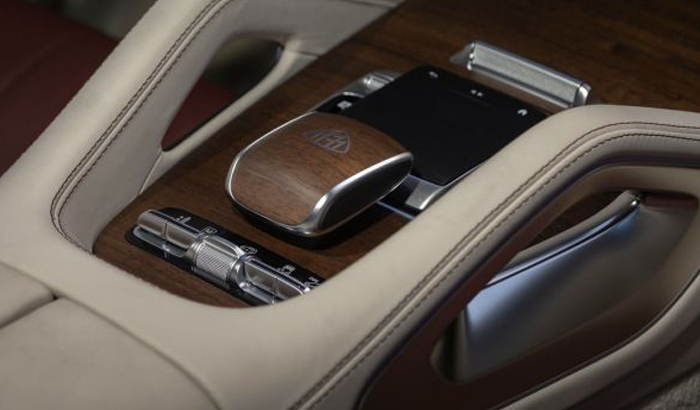 noi that mercedes maybach gls600 4matic 3