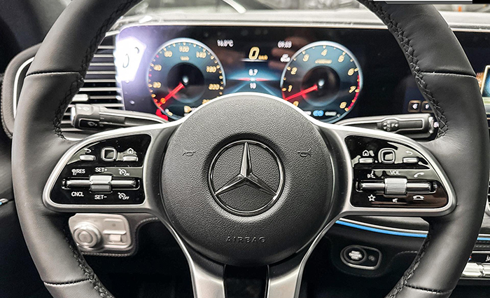 Vô lăng GLE 450 4Matic Coupe