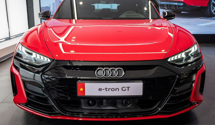đầu xe audi e-tron 2