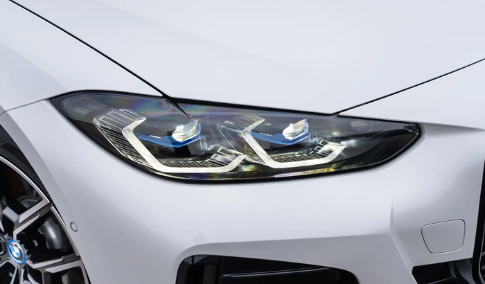 đèn xe bmw i4