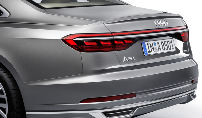 đuôi xe audi a8l 55 premium