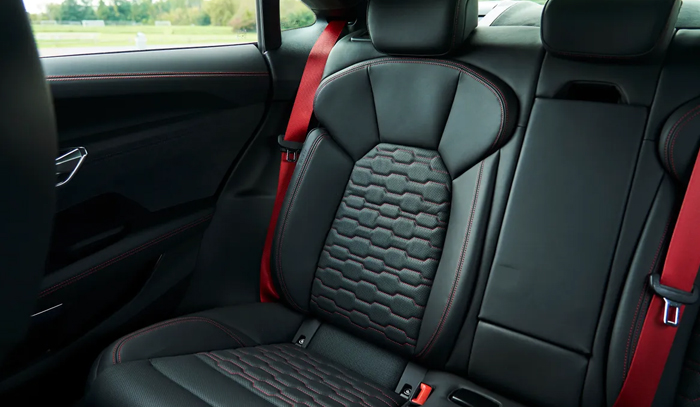 ghế xe audi e-tron 1