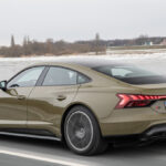 khả năng vận hành xe audi e-tron gt rs 1