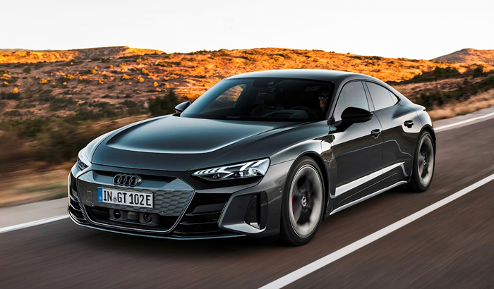 khả năng vận hành xe audi e-tron gt rs 2