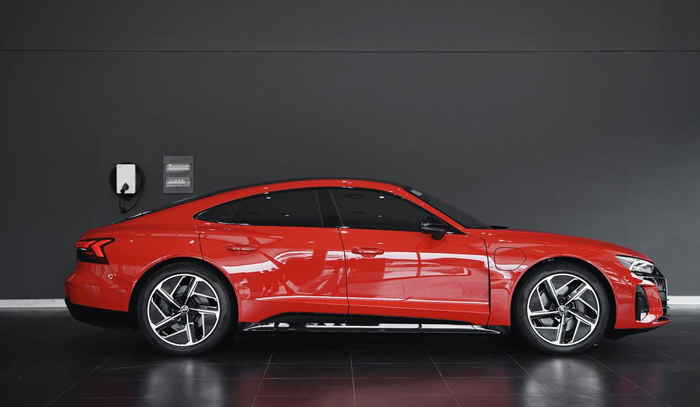 thân xe audi e-tron