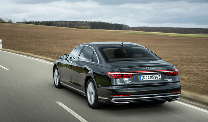 vận hành xe audi a8l 55 premium 1