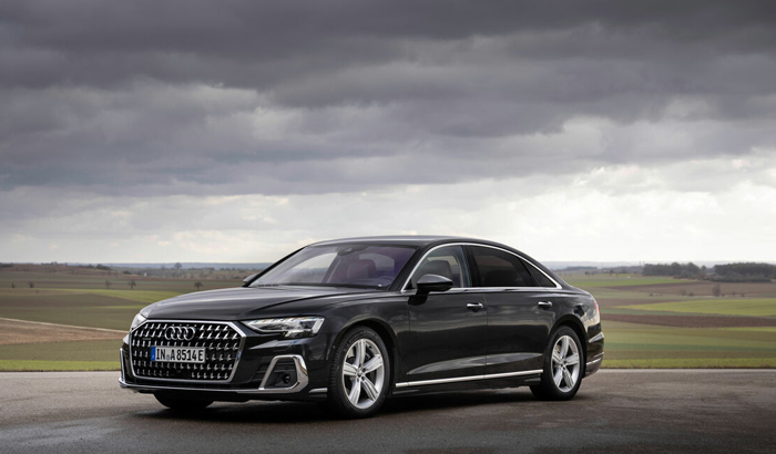 vận hành xe audi a8l 55 premium