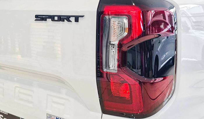 Đèn hậu Ranger Sport