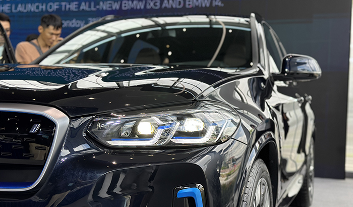 Đèn pha BMW Laserlight