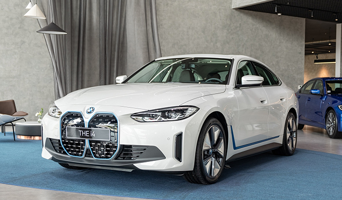 BMW i4 eDrive40