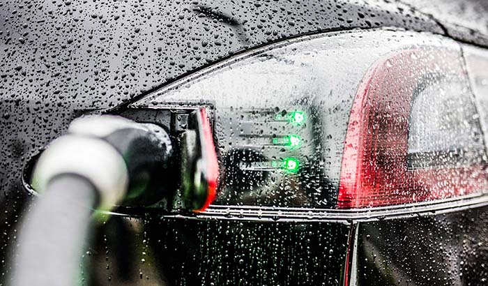 Xe ô tô điện có chống nước được không?